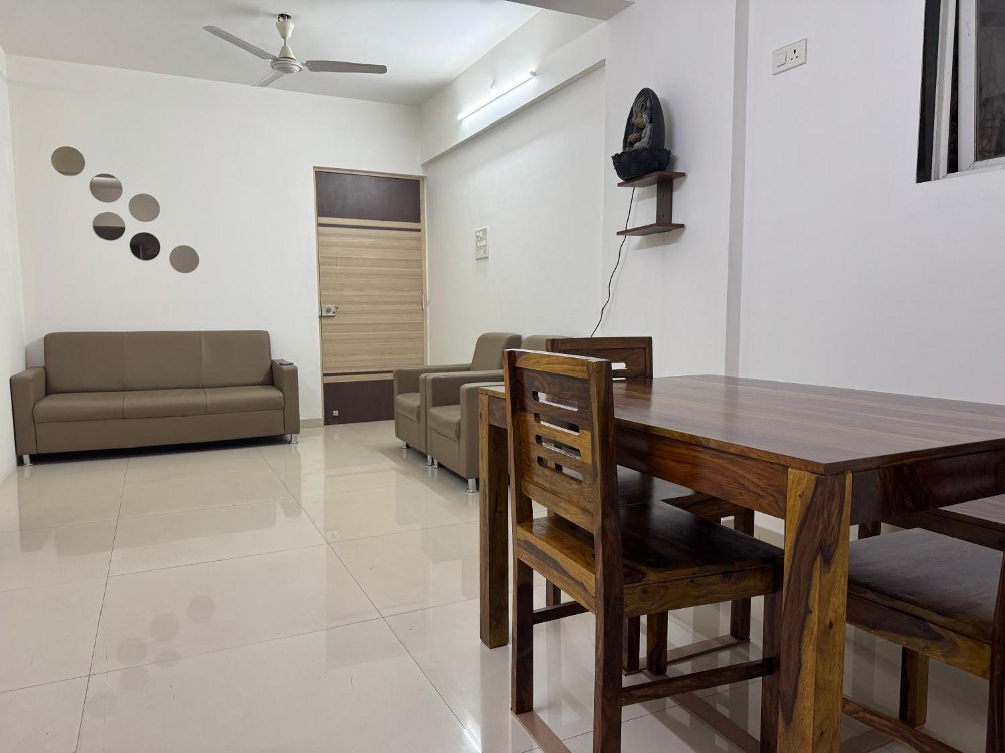 Luna Spaces- Near Mumbai International Airport Екстериор снимка